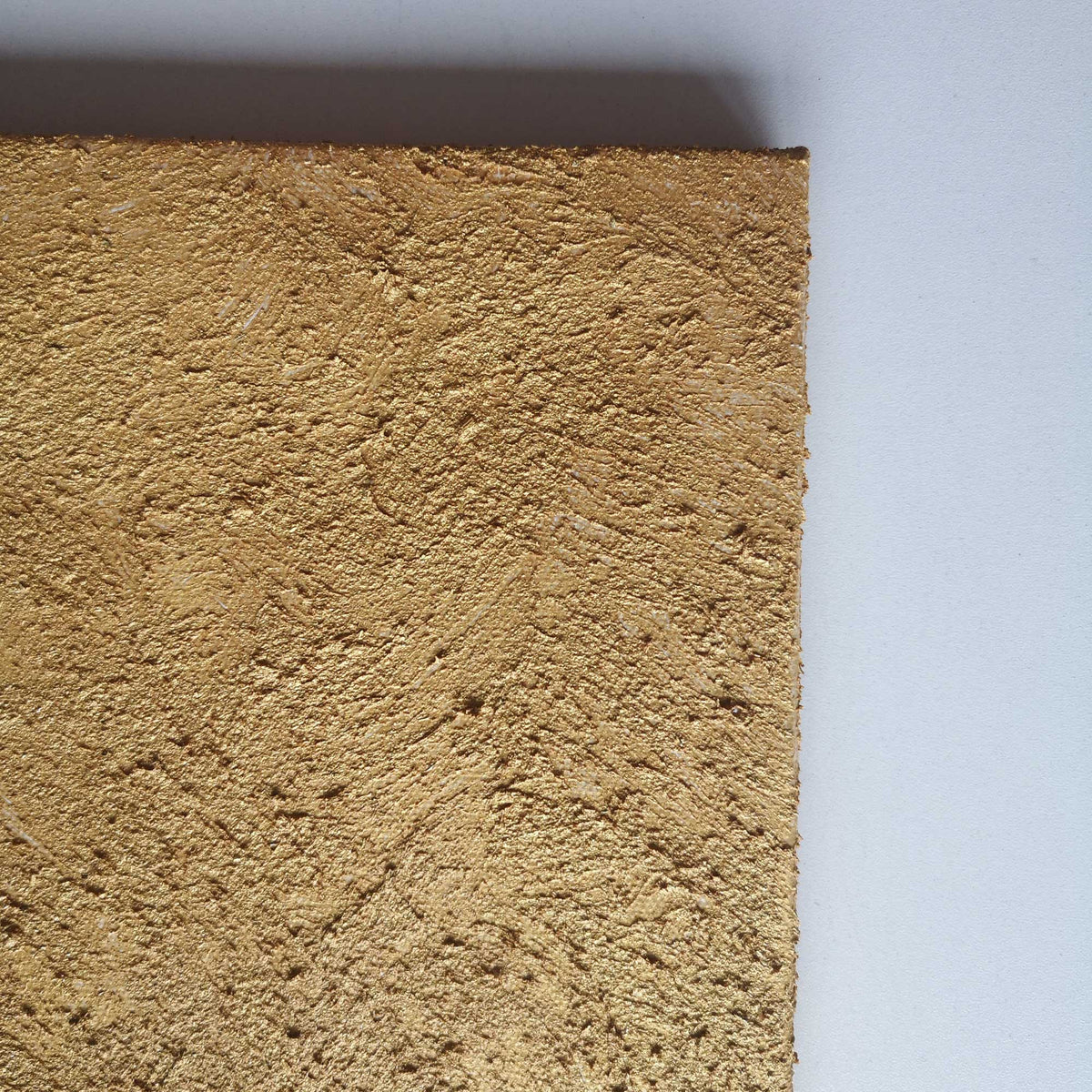 Gold‑Black Vertical Abstract Interwoven‑Line Coarse‑Textured Artwork